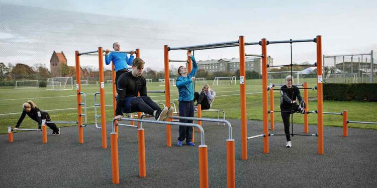 Công viên Street Workout chuyên nghiệp với dụng cụ đặc biệt