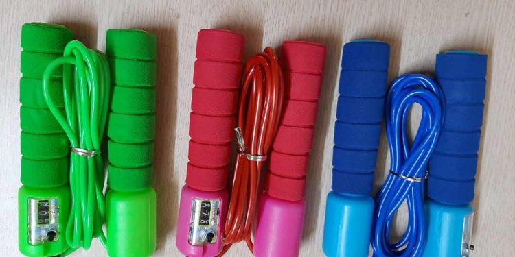 Dây nhảy - Một thứ dụng cụ luôn có mặt tại các phòng tập thể hình