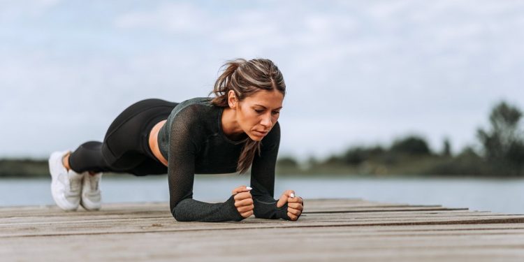 Tại sao nên tập plank