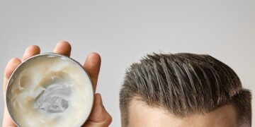 Cách sử dụng sáp vuốt tóc đúng cách