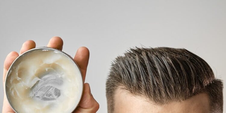 Cách sử dụng sáp vuốt tóc đúng cách